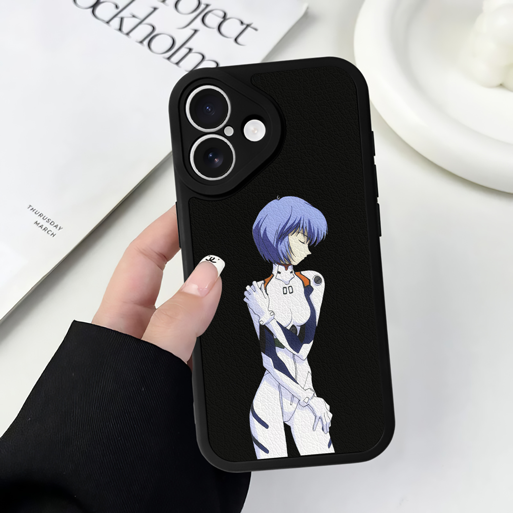 （画像用） EVA 新世紀エヴァンゲリオン 【iPhone 16シリーズ対応】シリコンスマホケース（レザー調） 材質：シリコン